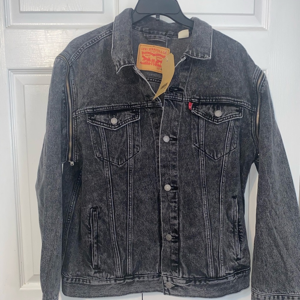 Levi denim jean jacket